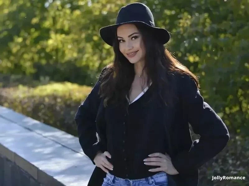 Irina Profile image 5