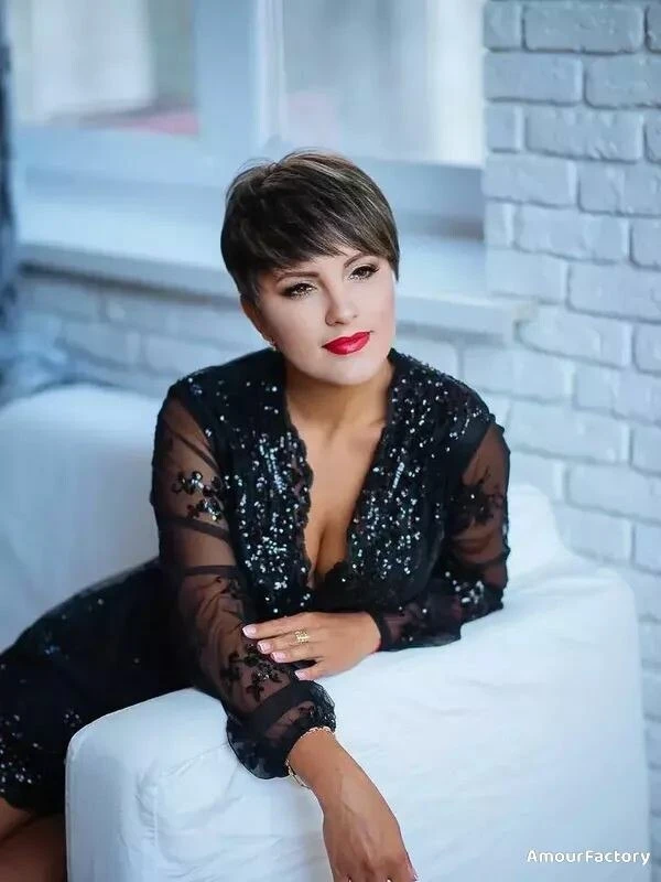 Viktoria Profile image 5