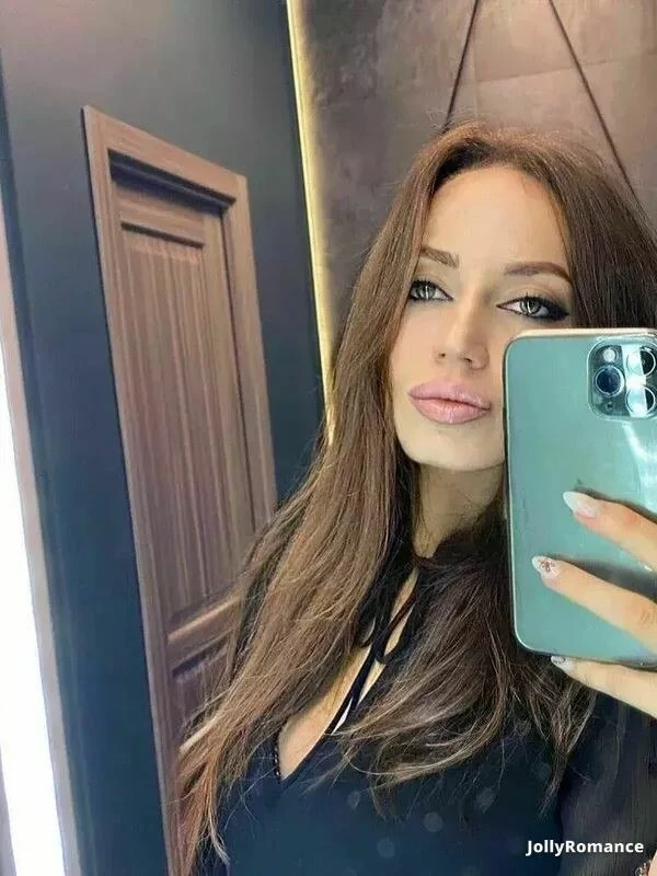 Sabina Profile image 4