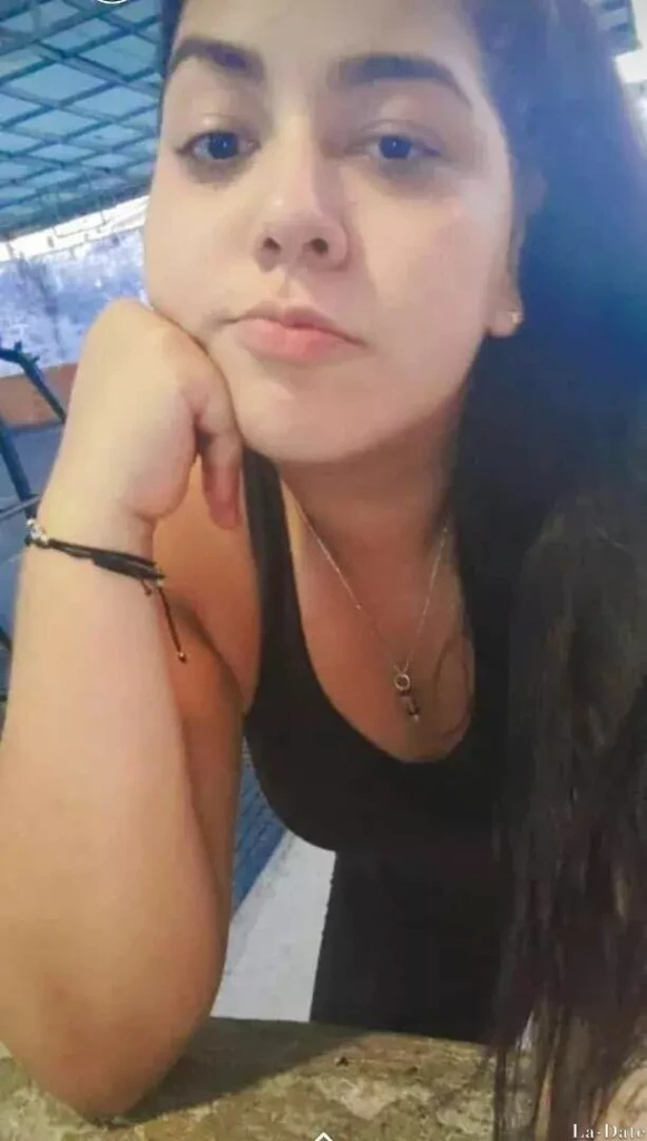 Carolina Profile image 1