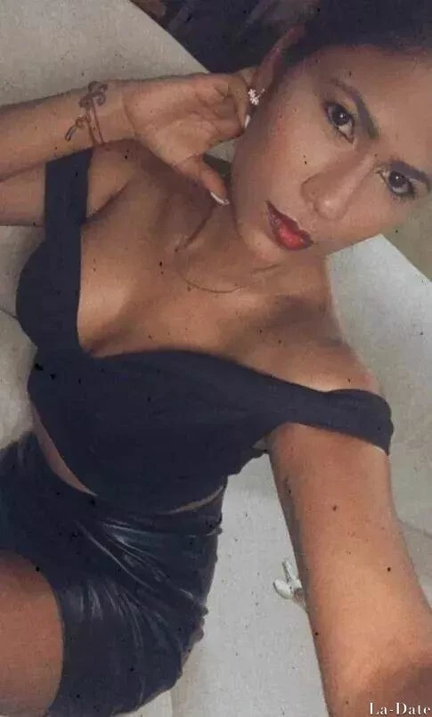 Damelys Profile image 4