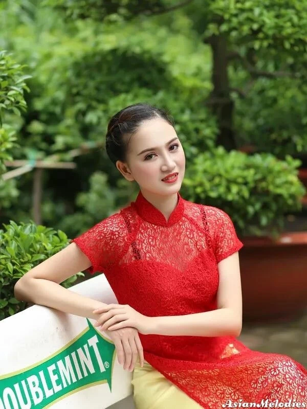 Lin Profile image 3