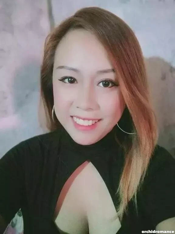 Lariosa Profile image 3