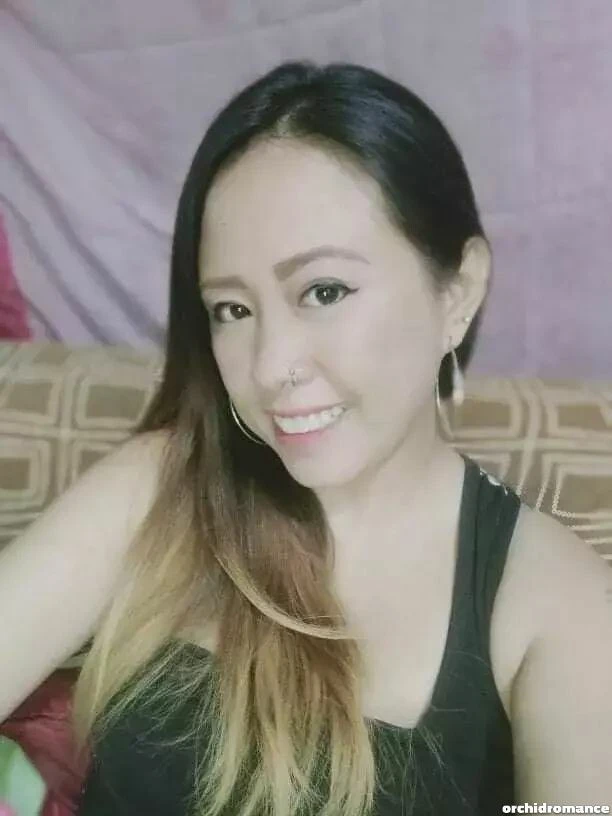 Lariosa Profile image 1